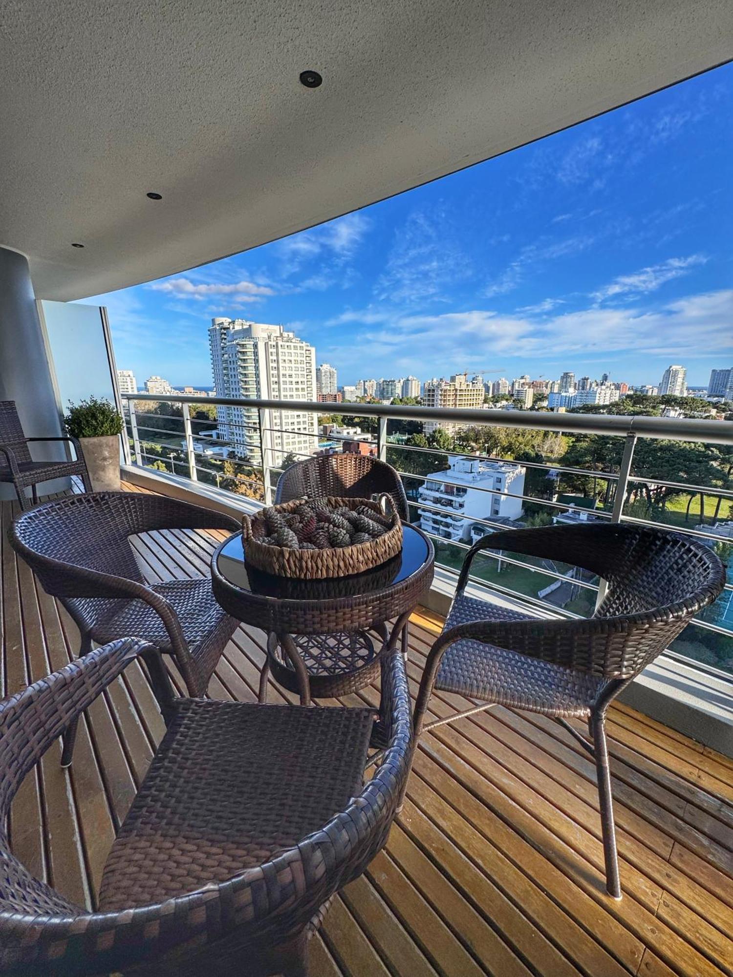 Apartamentos Torre Tressesenta Пунта-дель-Эсте Номер фото